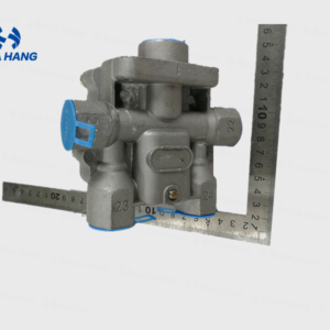 Four-circuit protection valve